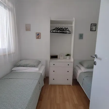 Petar - 20 Meters From The